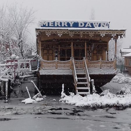 Merry Dawn Houseboat ศรีนาการ์ ภายนอก รูปภาพ